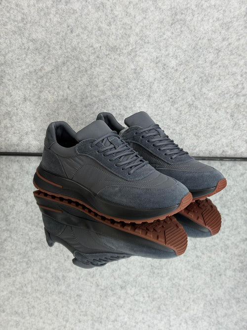 Loro Piana Urban Trail Runner