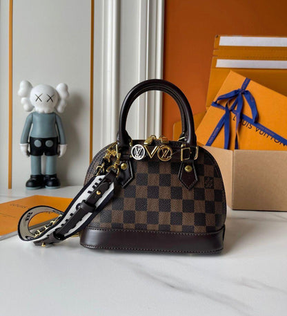 Louis Vuitton Alma BB (Damier Ebène)