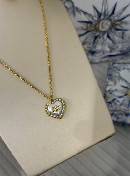 Dior Dioramour Jewelry Set (Gold-Finish Metal with White Resin Pearls)