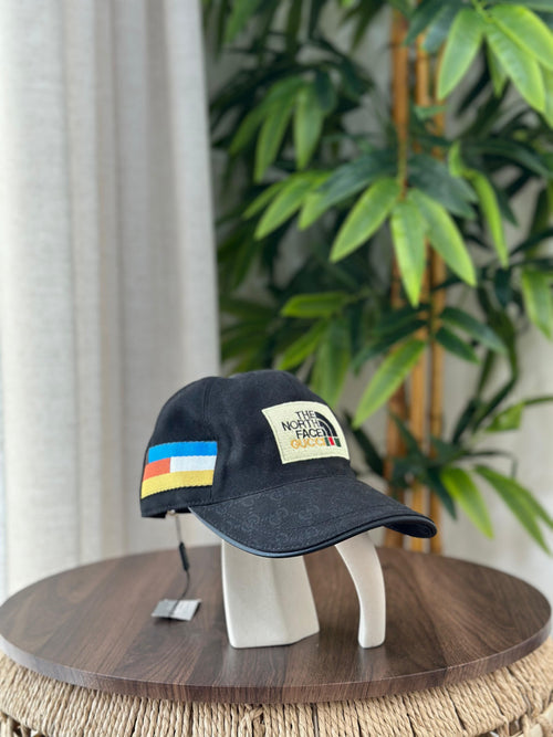The North Face x Gucci Canvas Baseball Hat (Black)