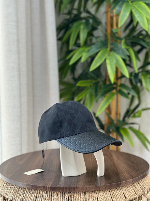 Gucci GG Canvas and Leather Baseball Hat (Black)